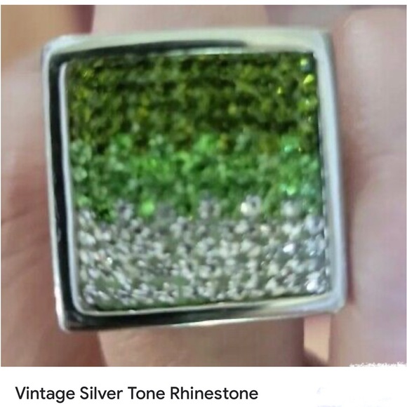 💚🎉VINTAGE GREEN & CRYSTAL STAINLESS STEEL PENDANT ON A STERLING SILVER CHAIN🌞 - Picture 3 of 5